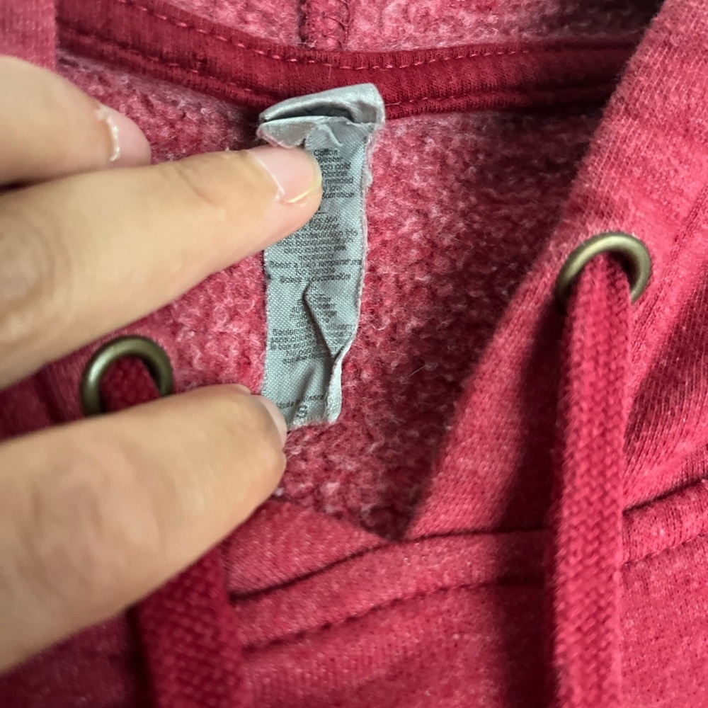 Cheers Sweatshirt - Picture 3 of 8